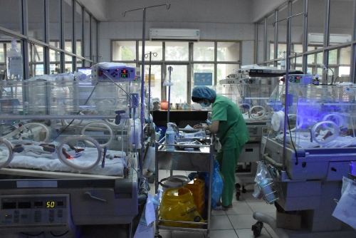 Tâm sự ngày Tết ở nơi trẻ sinh ra chỉ nặng hơn nửa cân - 3