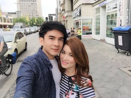 3 ông bố nổi tiếng canh vợ đẻ dịp Tết nguyên đán 2017 - 1
