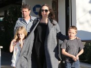 Làng sao - Angelina Jolie xuất hiện trẻ đẹp, rạng rỡ sau tin đồn suýt tự tử