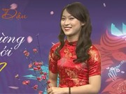 Clip Eva - Video: Khánh Vy bắn Tiếng Anh như gió khi làm MC trong bản tin VTV