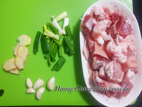 Thịt ba chỉ kho dưa chua đậm đà, đưa cơm - 2