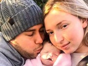 Tin tức - Đã tử vong, bé sơ sinh vẫn được cha mẹ giữ lại chăm sóc, cho đi chơi suốt 16 ngày