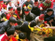 Tin tức - Những vụ giẫm đạp, tranh cướp lộc tại lễ hội, đền chùa khiến ai cũng phải sốc