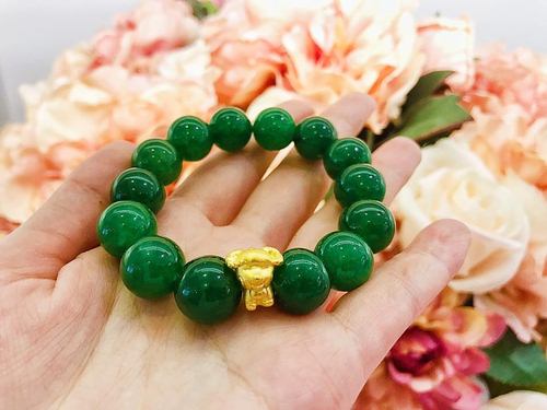 Elly Trần khéo tay sắp xếp mâm cơm cúng ngày vía Thần tài - 4