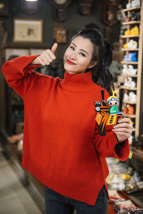 Có nghệ sĩ nào lì xì cho học trò cả chuyến sang Nhật như Đông Nhi? - 8