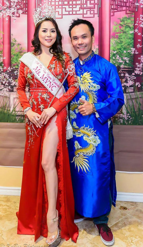 Hoa hậu Jasmine Le mặc đầm dạ hội lộng lẫy ăn mừng đăng quang - 1