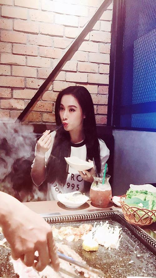 Sao Việt 24h qua: Mạc Hồng Quân trổ tài vào bếp, tự khen mình đảm đang - 7