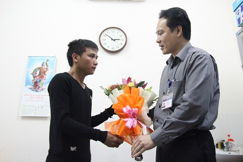 Chàng trai một mình đạp xe xuyên Việt và bản “di chúc” ở tuổi 24 - 1