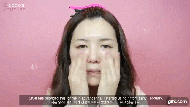 Trang điểm trong sáng ngày Valentine với tone màu hồng đào thời thượng - 1