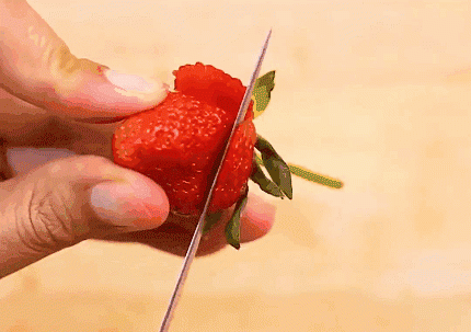 Những ý tưởng trang trí món ăn siêu đẹp dịp Valentine dễ như amp;#39;trở bàn tayamp;#39; - 5