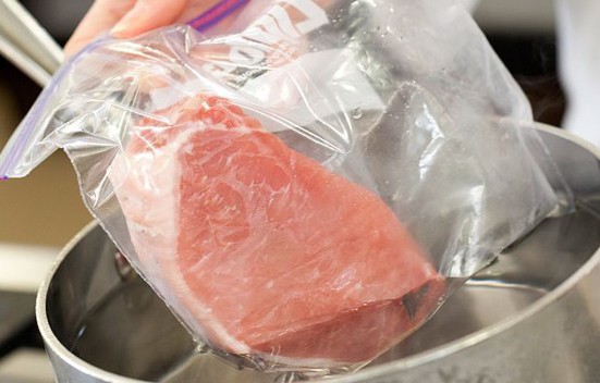 Sai lầm nhỏ thường gặp khi chế biến thịt gây hại sức khỏe - 3