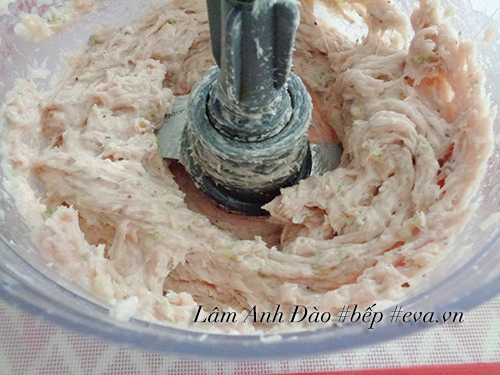 Tự làm xúc xích gà hấp dẫn, mẹ thích con mê - 3