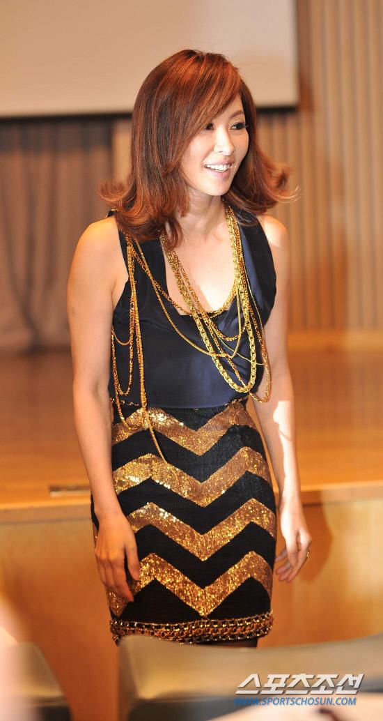 Quá trẻ đẹp, sao Hàn amp;#34;ai cũng quen mặtamp;#34; này khiến fan giật mình vì tuổi thật - 12