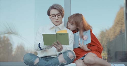 Bóc nhan sắc của amp;#34;cô gái Việt 13 triệu view chỉ sau vài ngàyamp;#34; - 2