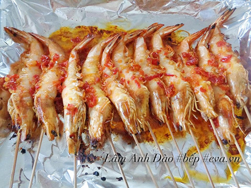 Tôm nướng sa tế theo cách này ngon hơn cả ngoài hàng - 4