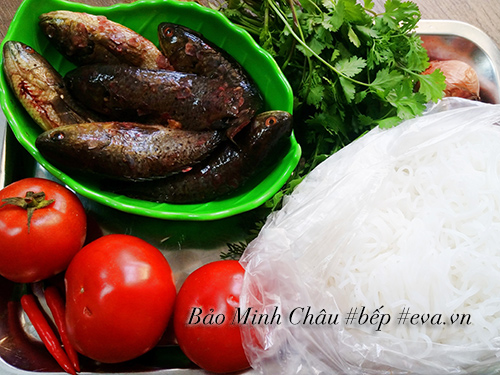 Bún cá rô đồng nóng hổi vừa thổi vừa ăn - 1