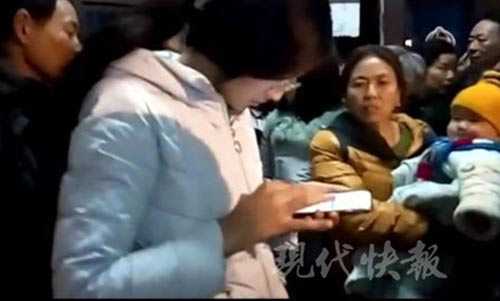 Mẹ giết con trai 6 tuổi giấu dưới gầm giường rồi thản nhiên ngủ ở trên mấy ngày sau đó - 5