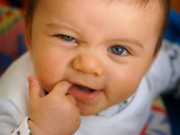 Làm mẹ - Con mọc răng nhẹ nhàng, không quấy khóc khi mẹ thực hiện đúng hướng dẫn này