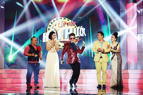 Việt Trinh - Lý Hùng - Kiều Oanh bị lép vế vì Thanh Bạch amp;#34;gây choángamp;#34; trên sân khấu - 6