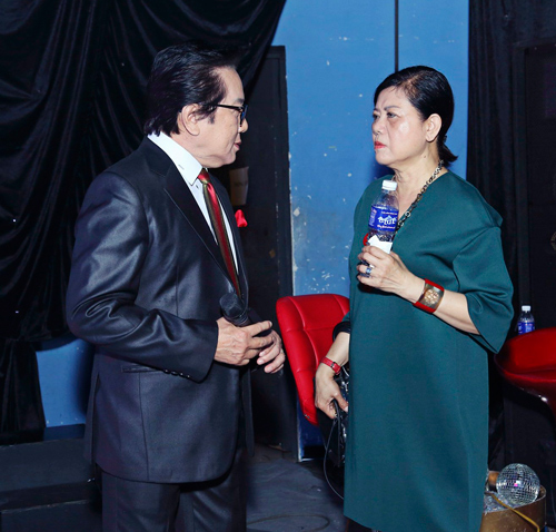 Nathan Lee hạnh phúc vì lần đầu được mẹ hộ tống đi diễn - 10