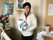 Làng sao - Bà xã Đan Trường vừa sinh con trai đầu lòng nặng 3,5kg tại Mỹ