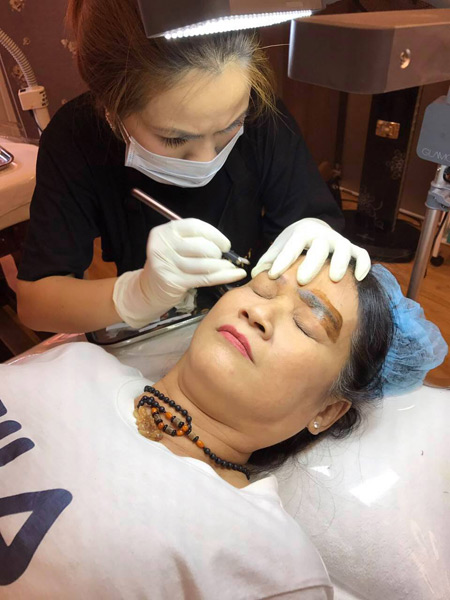 khoi nghiep luong cao voi ky thuat dieu khac chan may microblading - 2