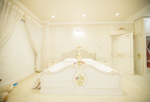 Biệt thự amp;#34;hoàng giaamp;#34; của mỹ nhân ăn chay gợi cảm nhất Châu Á - 11
