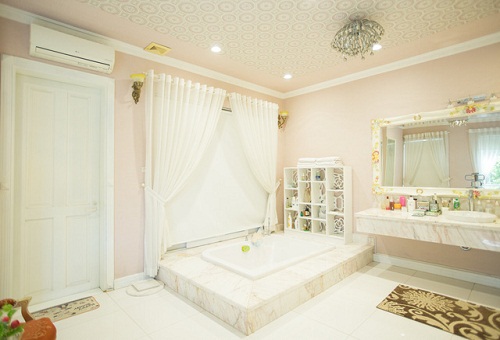 Biệt thự amp;#34;hoàng giaamp;#34; của mỹ nhân ăn chay gợi cảm nhất Châu Á - 13