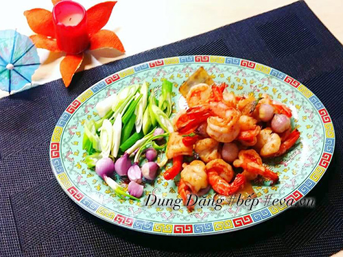 Đơn giản mà ngon cơm với su su xào tôm - 5