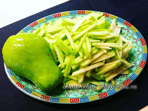 Đơn giản mà ngon cơm với su su xào tôm - 2