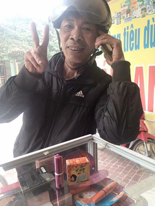 Đâu cần mỹ phẩm đắt tiền, món quà này chồng tặng vợ cũng khiến bao người ghen tỵ - 1