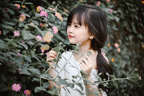 amp;#34;Hotgirl tiểu họcamp;#34; từng diện đồng phục “ngắn cũn” gây tranh cãi khoe ảnh mới tựa thiếu nữ - 14