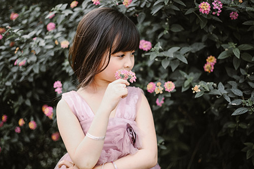 amp;#34;Hotgirl tiểu họcamp;#34; từng diện đồng phục “ngắn cũn” gây tranh cãi khoe ảnh mới tựa thiếu nữ - 5