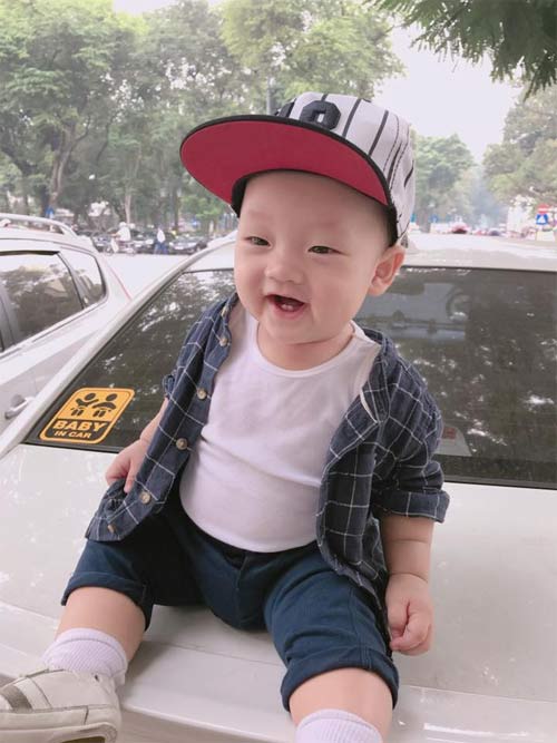 Những tiểu công chúa, hoàng tử nhí trong showbiz Việt còn amp;#34;hotamp;#34; hơn cả bố mẹ - 10