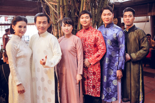 HH Sương Đặng bay nửa vòng trái đất về đóng MV xẩm ca ngợi món ngon Hà Nội - 4