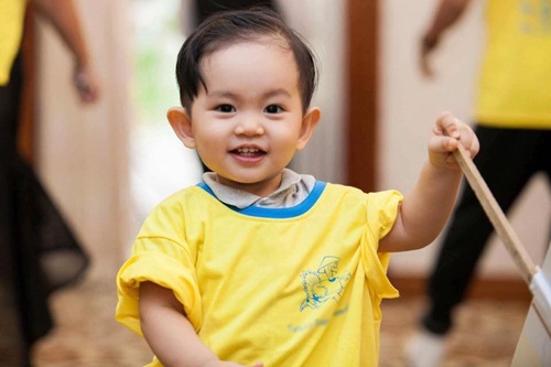 Những tiểu công chúa, hoàng tử nhí trong showbiz Việt còn amp;#34;hotamp;#34; hơn cả bố mẹ - 14