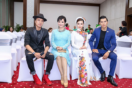 amp;#34;Chân ngắnamp;#34; nhưng Giáng My vẫn tự tin đầy mình khi đọ sắc Võ Hoàng Yến - 9