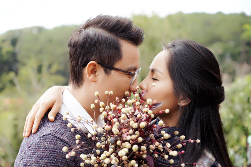 Vợ Hoàng Bách hạnh phúc bên chồng và con trai sau thời gian dài xa cách - 14