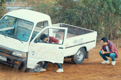 Vợ Hoàng Bách hạnh phúc bên chồng và con trai sau thời gian dài xa cách - 6