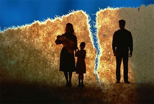 ‘Ông ăn chả, bà ăn nem’, còn những đứa trẻ thì gặm nhấm đau khổ - 2