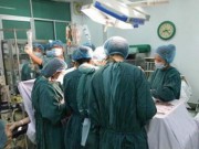 Tin tức - TP.HCM: Sản phụ đang chuyển dạ bất ngờ vỡ tử cung, 4 bệnh viện phối hợp cứu sống