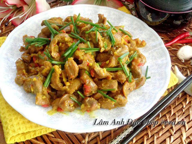 Đổi vị cho cả nhà với mề gà xào sa tế giòn sần sật - 6