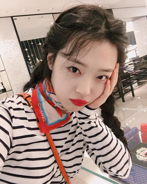 Ngôi sao 24/7: amp;#34;Bỏ rơiamp;#34; các con, vợ chồng Từ Hy Viên thân mật đi chơi riêng - 3