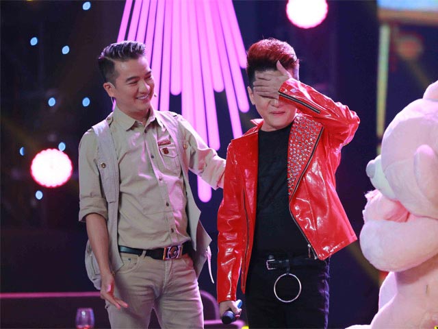 Vũ Hà bật khóc khi được Đàm Vĩnh Hưng tổ chức sinh nhật trên sân khấu - 2