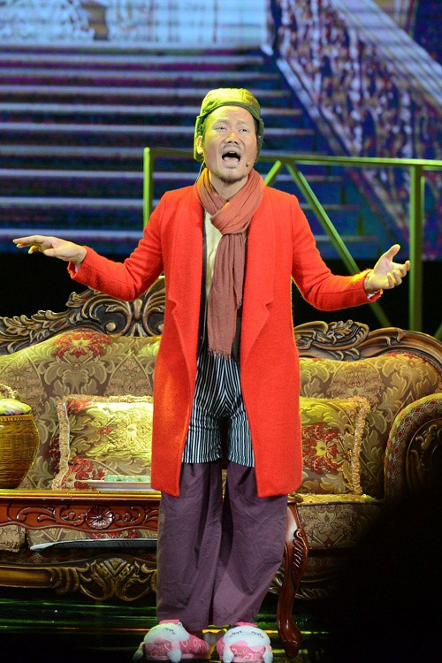 Choáng với khu nhà thờ amp;#34;khủngamp;#34; trị giá hàng chục tỷ đồng của Vượng Râu - 11