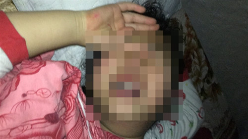 Công an điều tra vụ hàng xóm bị tố xâm hại tình dục bé gái 9 tuổi - 1