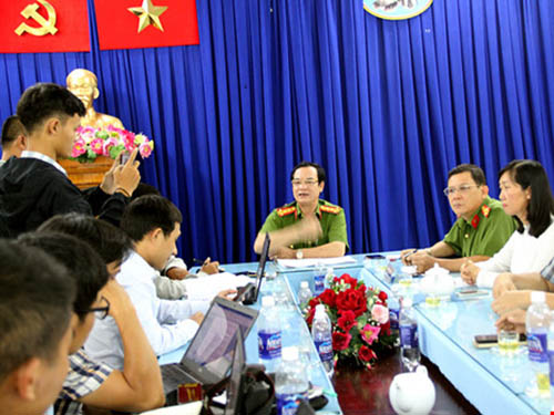 Thông tin mới nghi án bé lớp 1 bị xâm hại: Công an công bố kết quả giám định ban đầu - 2