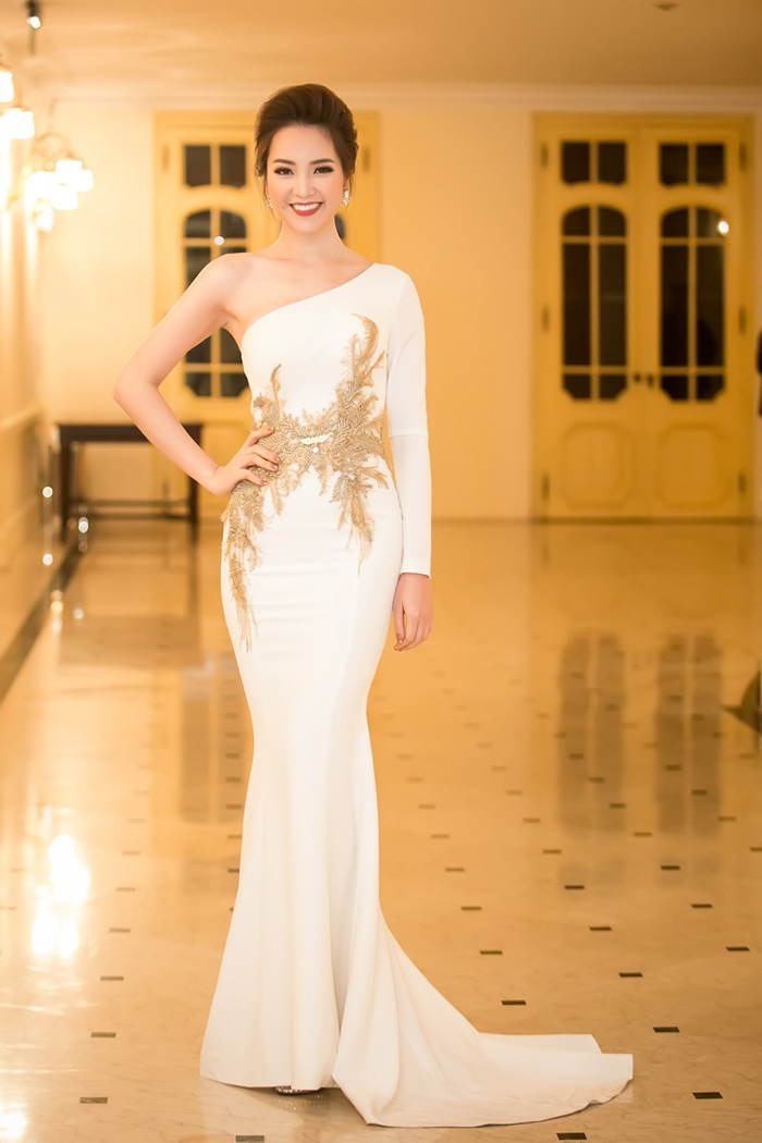 Thời trang sao đẹp tuần: Nữ hoàng sắc đẹp Ngọc Duyên tái xuất khiến fan thẫn thờ - 2