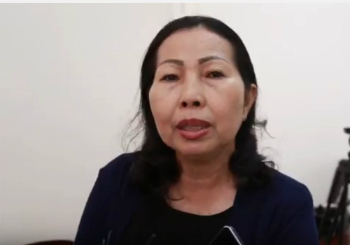 Nghi án bé lớp 1 bị xâm hại: amp;#34;Nói bé bị té ngã là không có cơ sởamp;#34; - 1