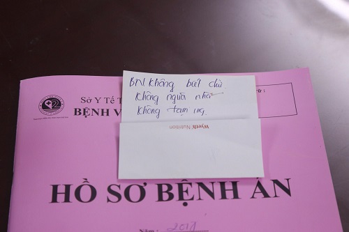 Bé gái sơ sinh đẹp như thiên thần bị mẹ bỏ rơi ở bệnh viện TP.HCM - 2